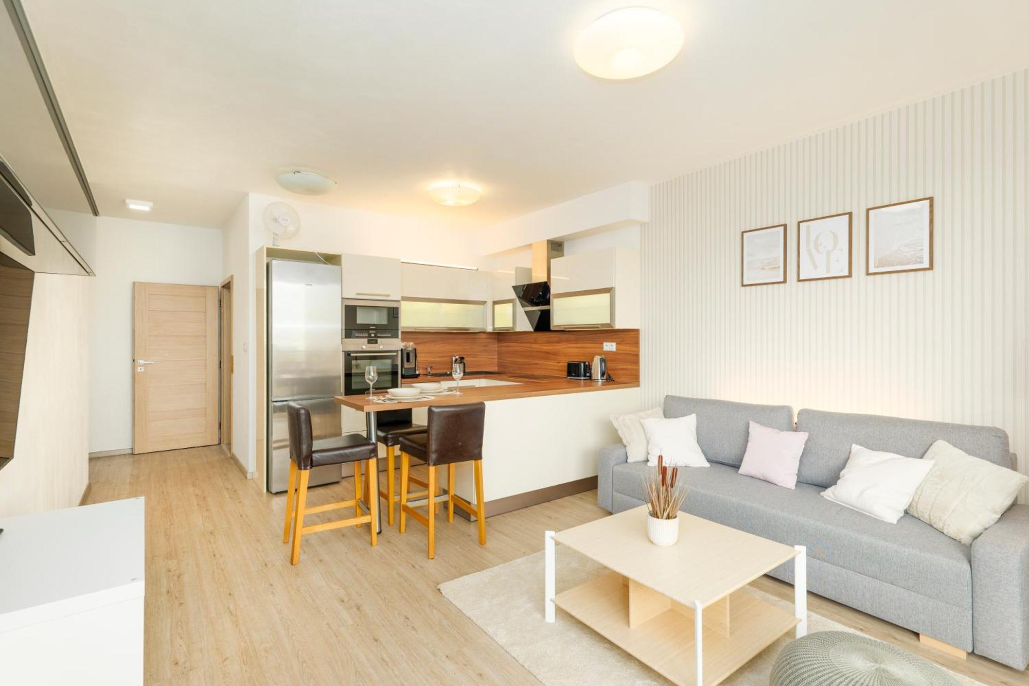 Homeawayhome By The River Ceske Budejovice Exteriör bild