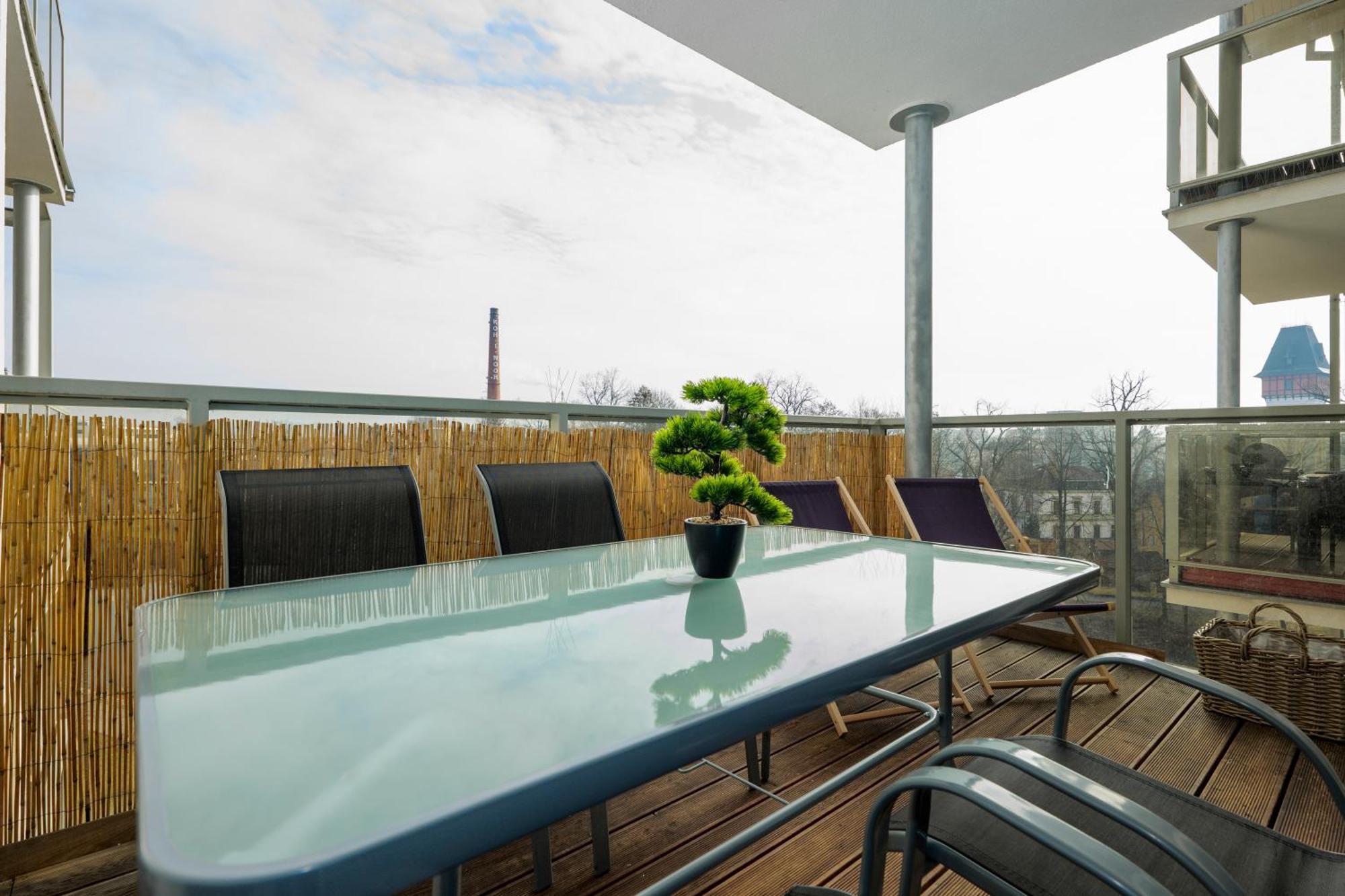 Homeawayhome By The River Ceske Budejovice Exteriör bild
