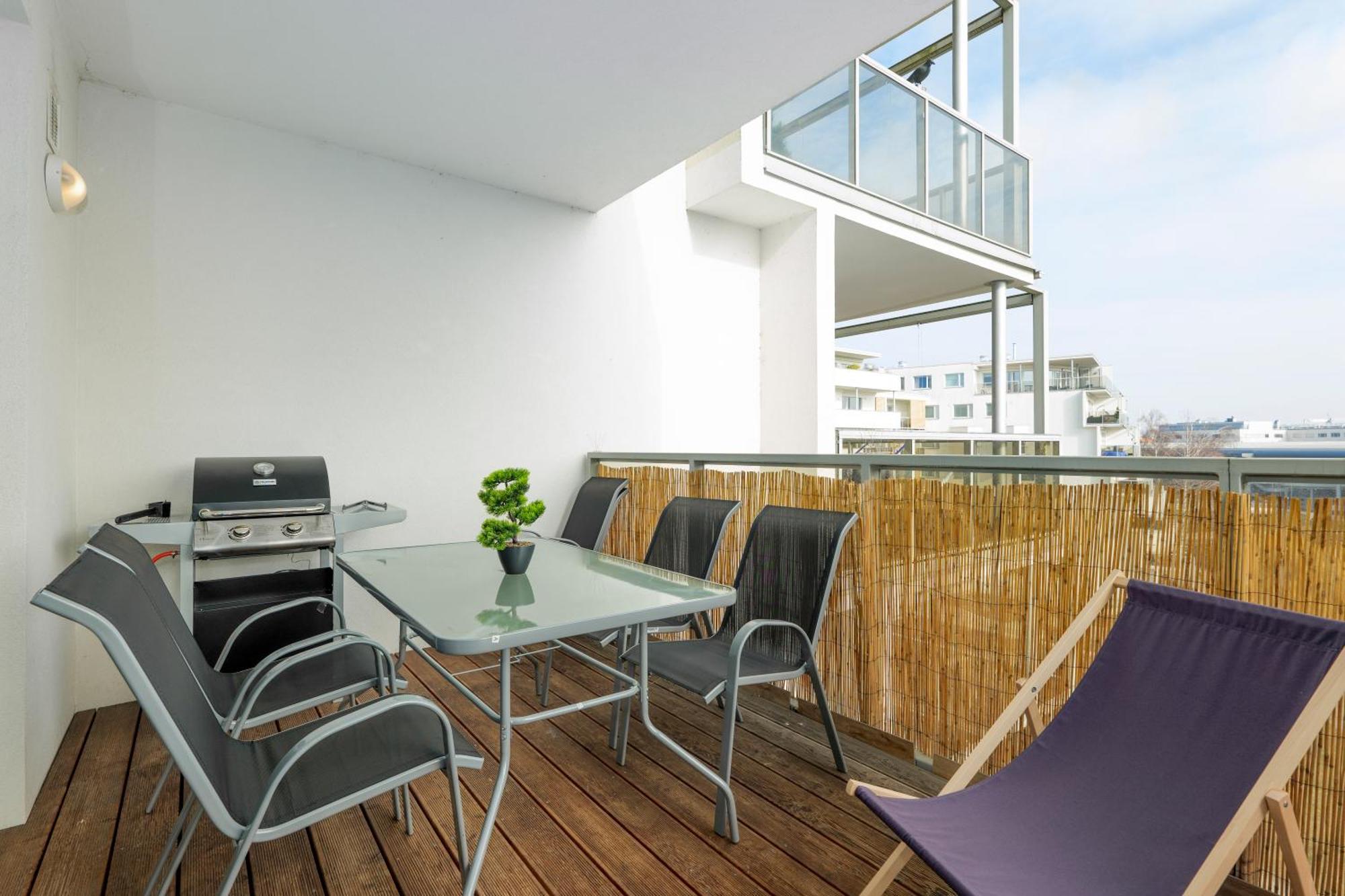 Homeawayhome By The River Ceske Budejovice Exteriör bild